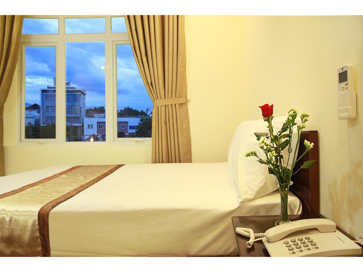 Thanh Nhan Hotel Da Nang Exterior photo