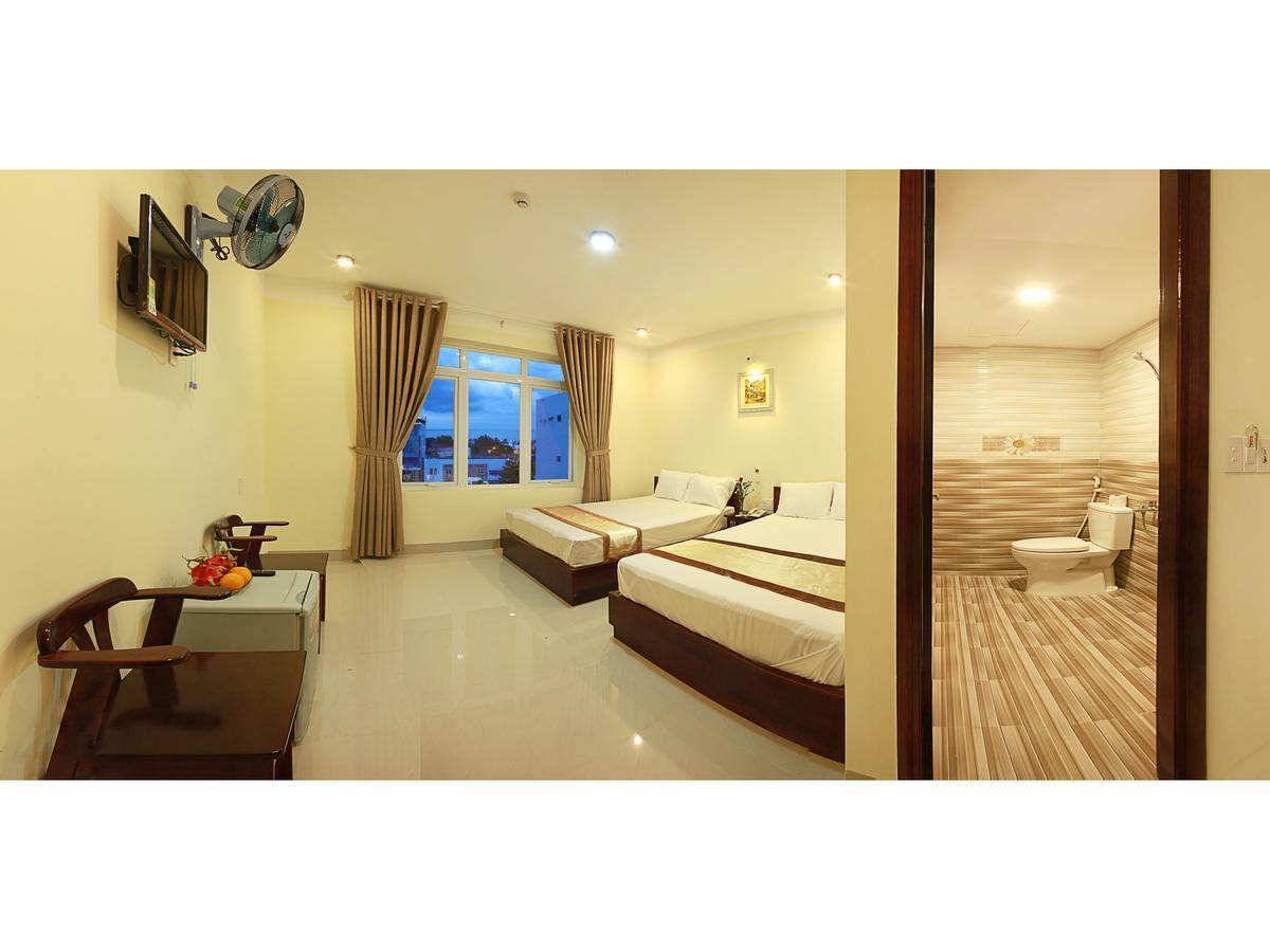Thanh Nhan Hotel Da Nang Exterior photo